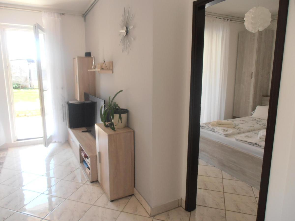 Apartment Steblaj Пула Екстер'єр фото